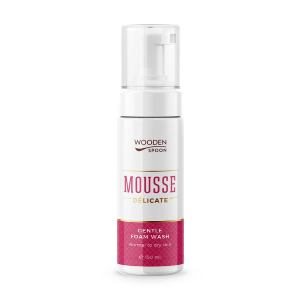 SPUMA CURATARE PENTRU FATA CU APA DE TRANDAFIR ROSA DAMASCENA 150ML
